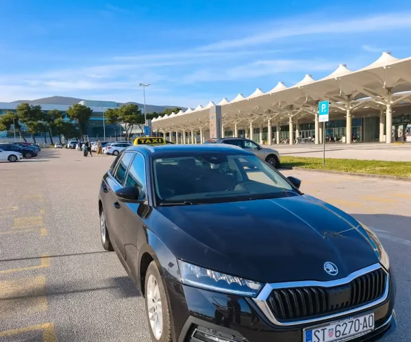 trogir taxi vehicle